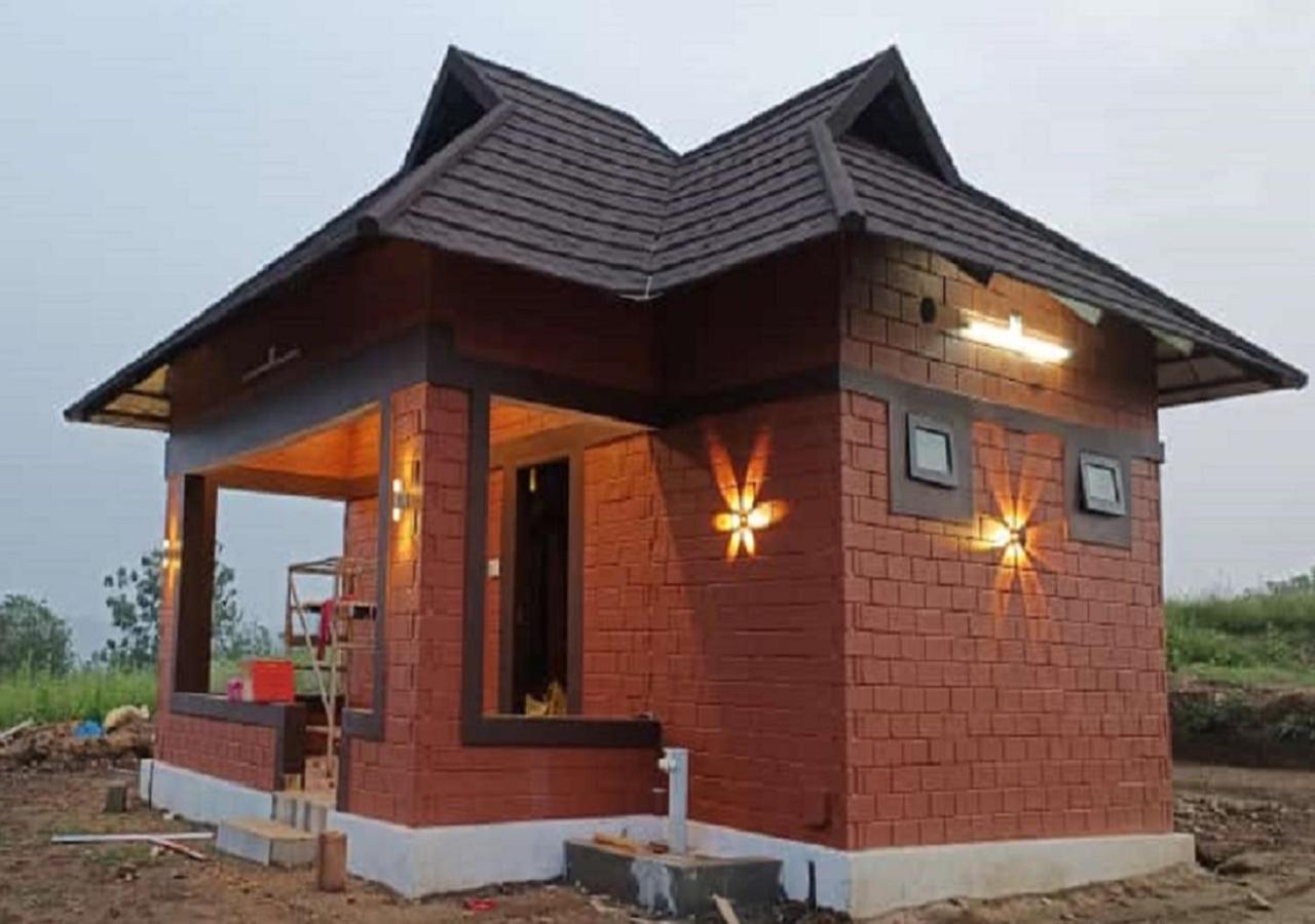 Misty Valley Resort Varagampadi Exterior photo