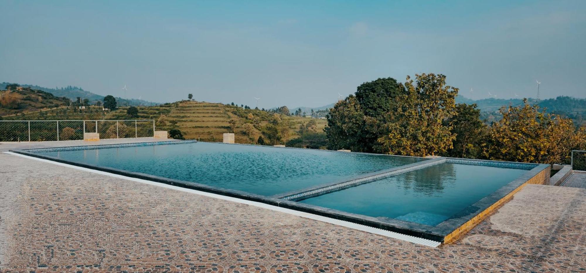 Misty Valley Resort Varagampadi Exterior photo